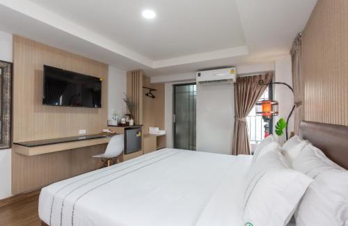 Ratchadaphisek Hotel | โรงแรมเซเว่นรัชดา S7VEN RATCHADA