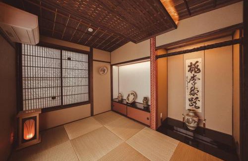 Ueno Villa | 『てぃぐまの宿』地平線まで見渡せる圧巻の屋外テラスビュー！300余年の歴史ある壺屋焼がご堪能出来る宿