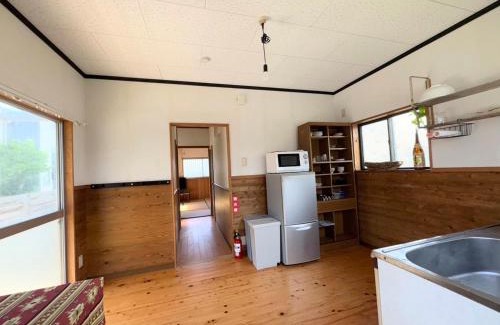 Kikai Island House | まるまる一棟貸しのプライベート空間-バナナハウスホテル-駐車場付き