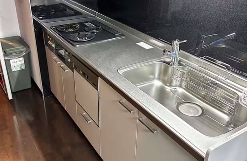 Chuo Apartment | アクセス&コスパ最高!徒歩 本町駅5分! 広々デザイナーズ1LDK、最大6人!902