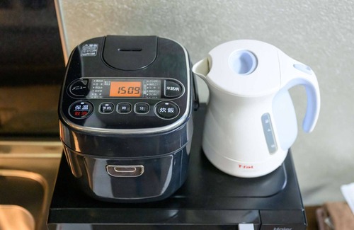 Chuo Apartment | アクセス&コスパ最高!徒歩 本町駅5分! 広々デザイナーズ1LDK、最大6人!902