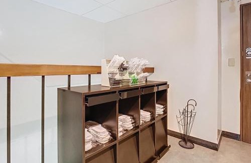 Naka Ward Apartment | キュリナリーBed and Art