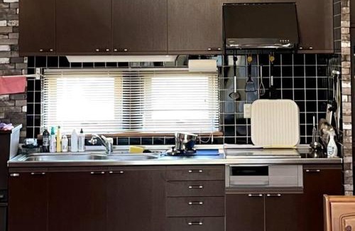 Shiraoi-cho House | コテージR 広々空間と自然豊かなエリアでRelaxステイ バーベキューセットあり4名様まで同一料金