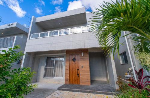 Miyakojima Apartment | ザ ファースト