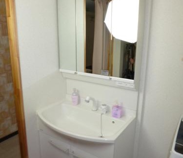 Minami-ku Apartment | ザ ミッキー カールトン 井尻 203