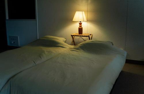 Yakumo Hotel | ペコレラ学舎 Pekolela YAKUMO