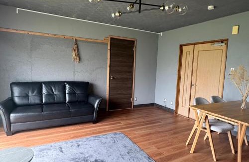 Yakumo Apartment | ペコレラ学舎 Teacher House