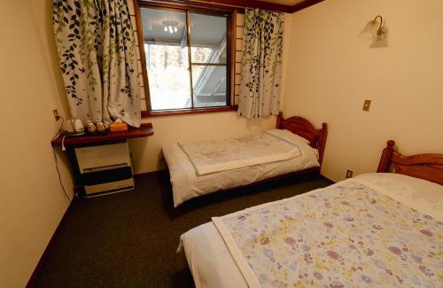 Gujo House | ペンションminiモンゴル