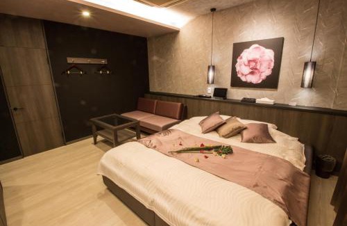 Nishi Ward Hotel | ホテル アンジュエトワール 堺 - Adult Only