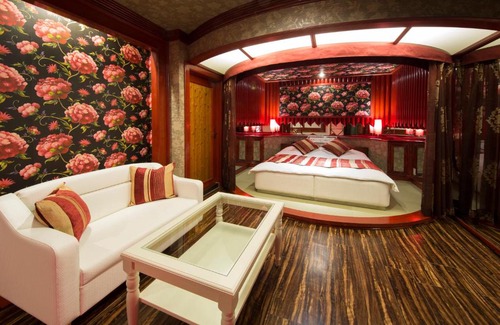 Hirakata Hotel | ホテル ミロワール