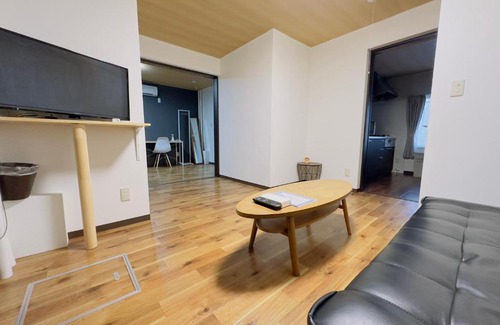 Shiroishi Apartment | リノベーション済み室内新築 Service Apartment Sapporoザ・ハウス4LDK86㎡