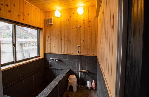 Nakatsu Apartment | 予約制薪割りBBQ可能! 青の洞門から車で15分 l 四季折々の自然が楽しめる農泊古民家 鍋屋