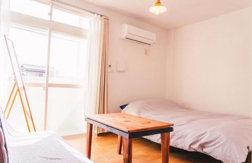 Maeda-nishi Machi Apartment | 寄道アパート-3ベッドルーム1戸貸切-最大7名宿泊可-駐車場1台無料