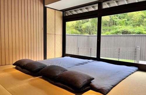 Ukiha House | 小塩の灯り 石垣の別荘