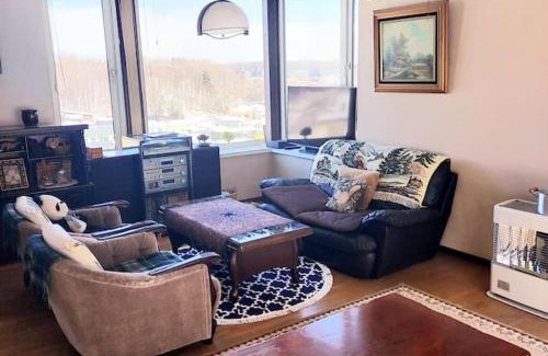 Minami House | 川と森の静かな街に朝陽の見える部屋 無料駐車場