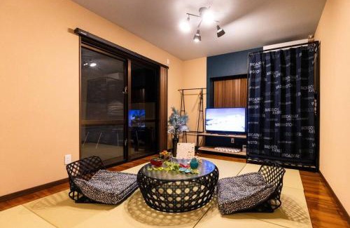 Itoman Villa | 広い庭でプールとバーベキューが楽しめる!和室とキッズスペース付き!