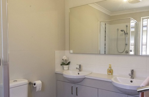 Marsden Park House | 整套度假别墅 Holiday house Sydney