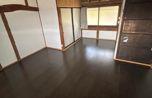 Fukushima Apartment | 昭和の家anzu 二階建ての一棟貸切