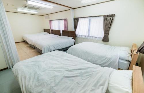 Awase Apartment | 最大20名宿泊可能 大型テレビでスポーツ観戦 グループ旅行に最適 KOEI HOUSE in AWASE