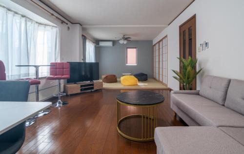 Toyohira Villa | 札幌中心車7分 近地鐵350m 一站到薄野 3房 2廁所 1浴室 1淋浴 可停2車