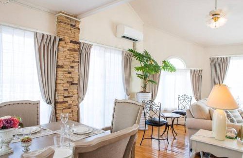 Konbu Villa | 東海岸の美しい海が見える!ラグジュアリーな大豪邸!