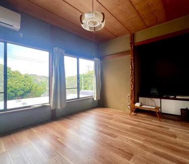 Oshima House | 波浮とみや全部屋個室