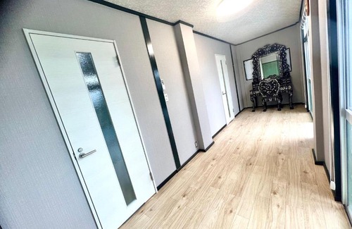 Tsubaki Onsen Villa | 海の眺め/プール付き/炭火BBQ(雨でも可能)/まるまる貸切別荘/最大13名/名勝千畳敷・三段壁近く