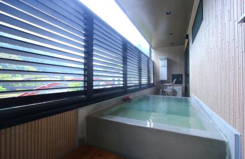 Kirishima Hotel | 湯治の宿妙見館
