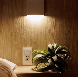 Furusato Cho House | 誰もが魅了される桜島ブルーのUminoてらす