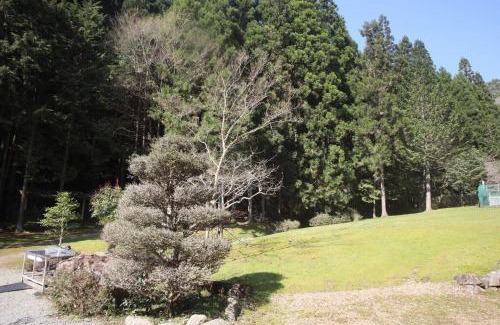 Gero House | 里山アウトドアフィールド・古民家コテージとろせ