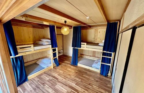 Hashimoto House | 高野山ゲストハウス ラフテル Koyasan Guest House Laugh Tale