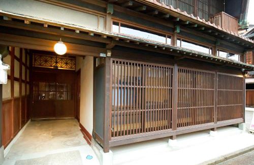Komatsu House | 龍助25 Ryusuke25