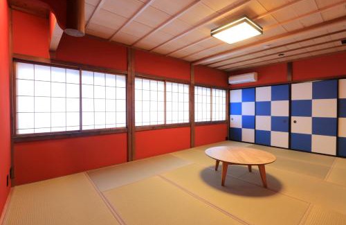 Komatsu Apartment | 龍助25ANNEX Ryusuke25ANNEX