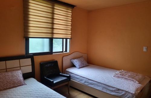 Sokcho Hotel | 오색약수온천모텔 Osaek Hot Spring Motel