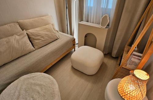 Yongduil-tong House | 유미 하우스