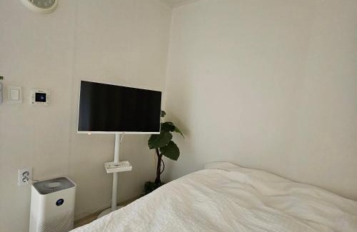 Yongduil-tong House | 유미 하우스