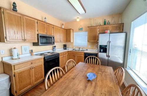 Silver Cay House | 039 Two Views