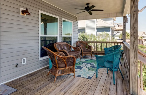 Royal Lagoons House | 071 Cocos Plumosas by ACP