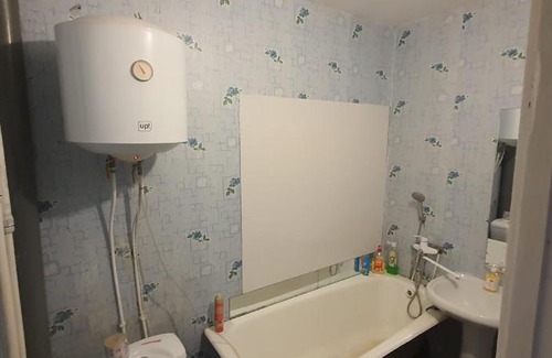 Krivoy Rog Apartment | 1-но комнатная квартира на Бульваре Вечернем