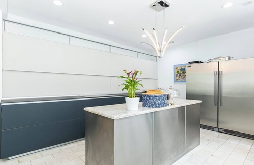 Evanston House | 1/2 mile to NU, 5min walk to Lake, Swim Spa Pool