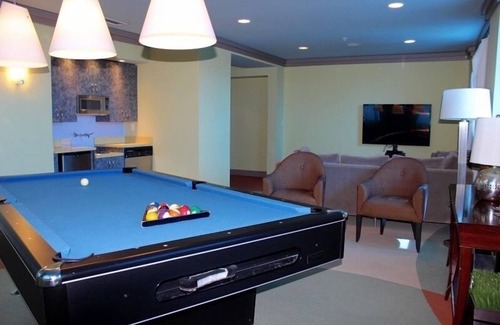 Surfside Condo | 1 Bd across from beach walk to BalHarbor Shops,restaurants,supermarket & shops