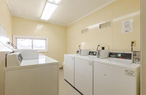 Gunbarrel Apartment | 1 BD Boulder Getaway - Pets Allowed with Full Amenities