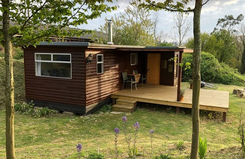 Broadwindsor Cabin | 1 Bed Cabin - Sleeps 2 - 15 mins from Lyme Regis