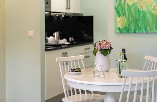 Monte Apartment | 1-bed Garden Apt 2 in character Babosas Village