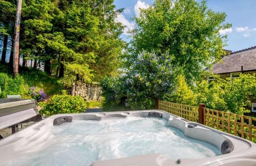 Cwmtirmynach House | 1 bed in Bala 52509