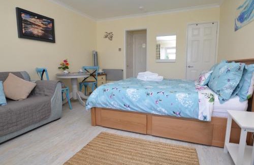 Bridport House | 1 Bed in Charmouth 41890