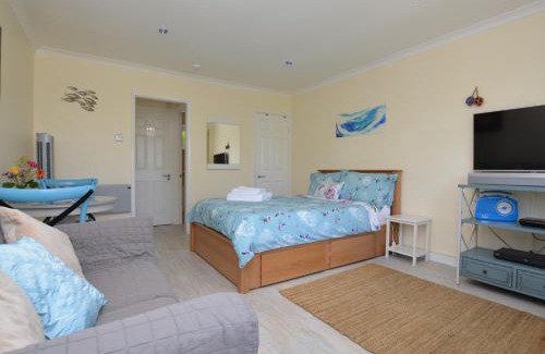 Bridport House | 1 Bed in Charmouth 41890