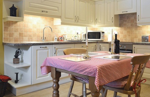 Lockton Cottage | 1 bedroom accommodation in Lockton near Pickering