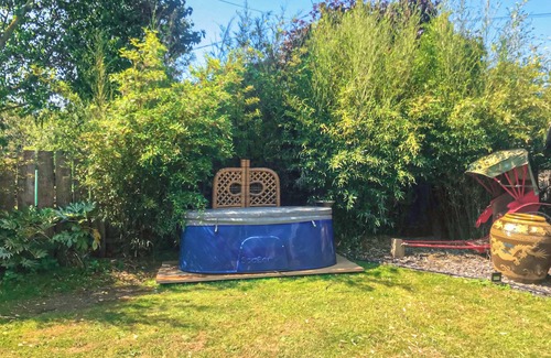 Saint Osyth Cottage | 1 bedroom accommodation in Clacton-on-Sea