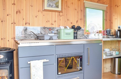 Grange Moor Cottage | 1 bedroom accommodation in Upper Heaton, Huddersfield